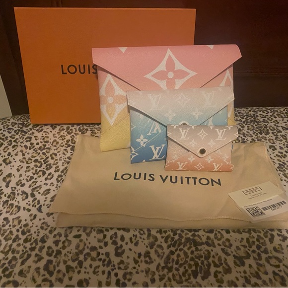 2021 Louis Vuitton Kirigami By the Pool collection Set of 3 - Picture 6 of 9